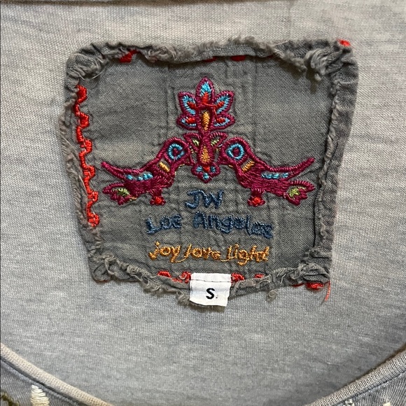 Johnny Was Light Gray Embroidered Floral Blouse - Picture 2 of 10